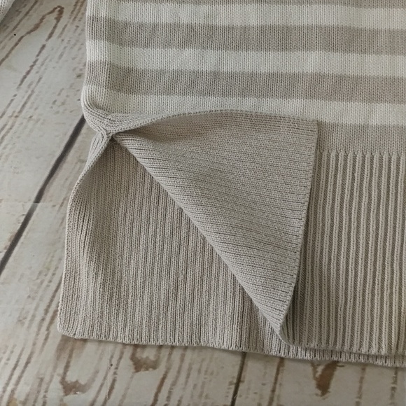 GAP Striped Sweater Size XS - Picture 6 of 6